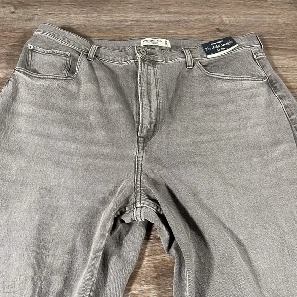 NEW Abercrombie &amp; Fitch Women's Jeans Curve Love Ankle Straight High Rise 34_18L