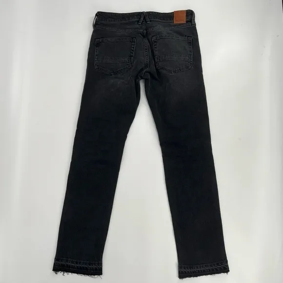 NWT Free People Faded Black Ripped Straight Leg Jeans Size 25 Junior’s