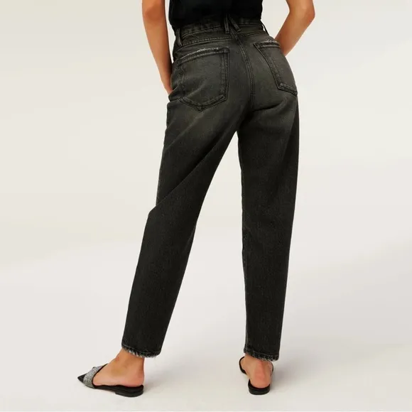 NWT Good American - Black Good Mom Jeans