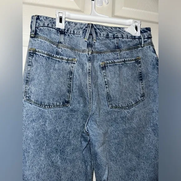NWT good American women’s straight leg indigo wash jeans 31 12 denim
