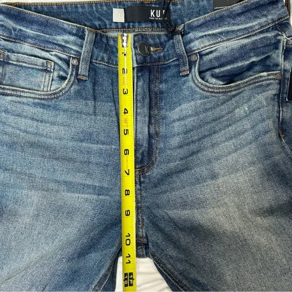 NWT - KUT From The Kloth, Rachael Ripped Raw Hem Mom Jean, 2