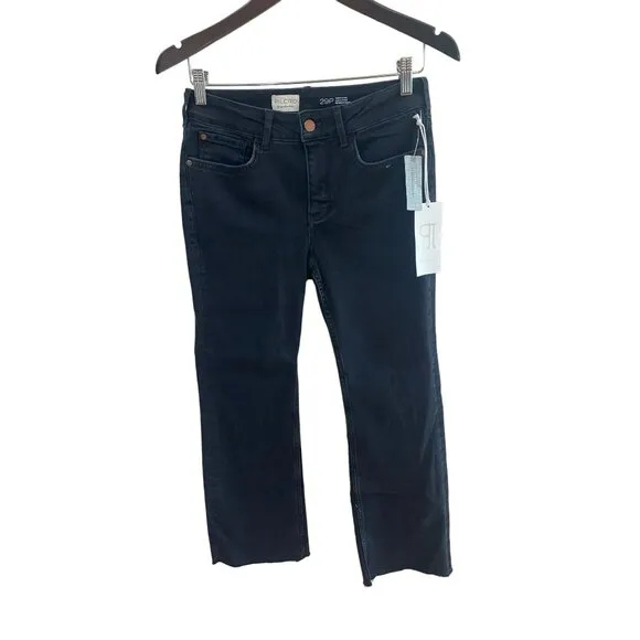 NWT Pilcro The Yaya Mid-Rise Straight Jeans Size 29P Retail $148