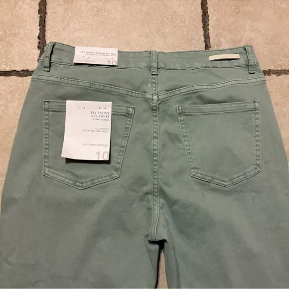 NWT Soft Surroundings Women’s 10 Fly Front Straight Leg Ultimate Denim Light Grn