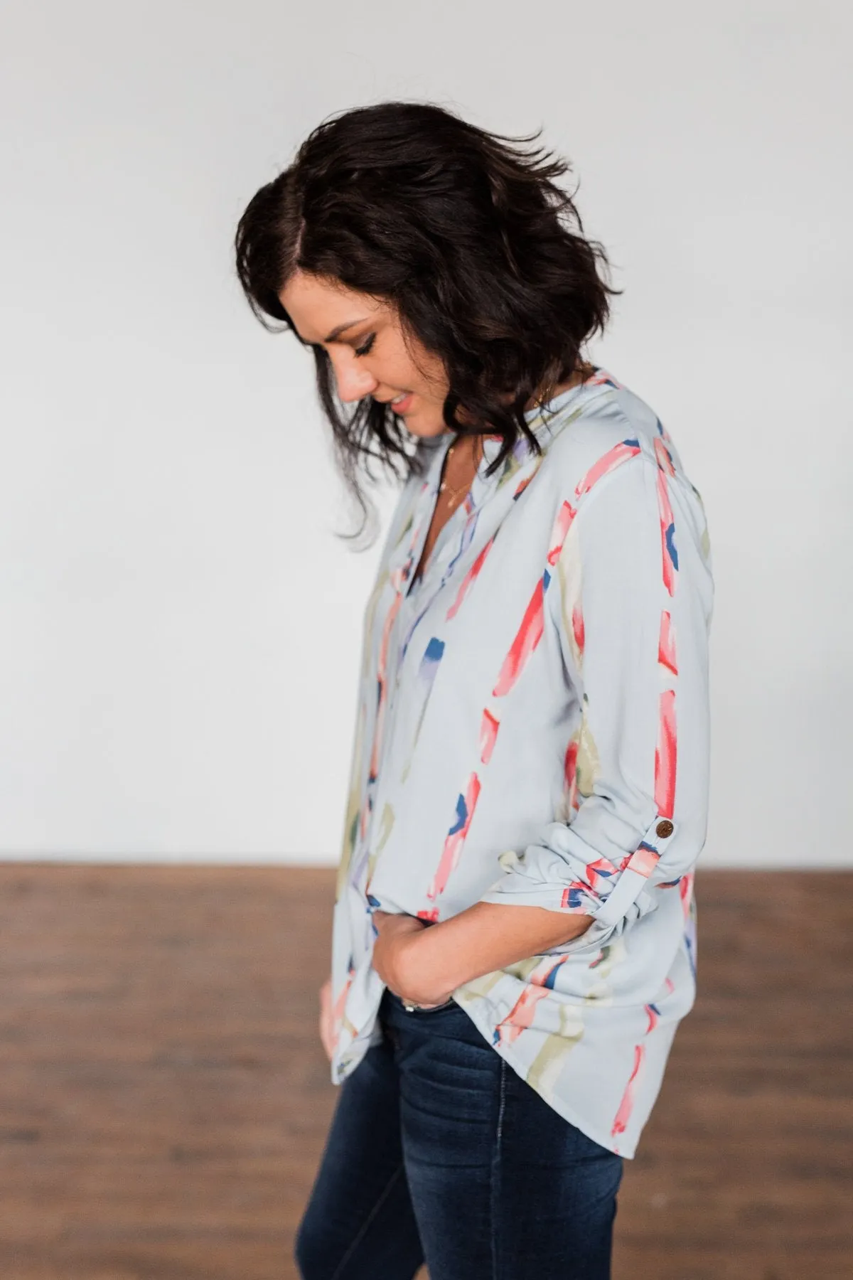 Perfectly Poise Printed V-Neck Top- Light Blue