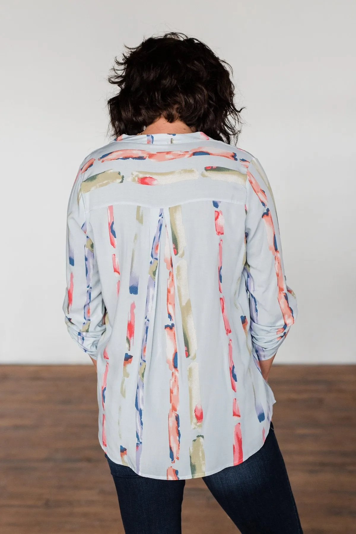 Perfectly Poise Printed V-Neck Top- Light Blue