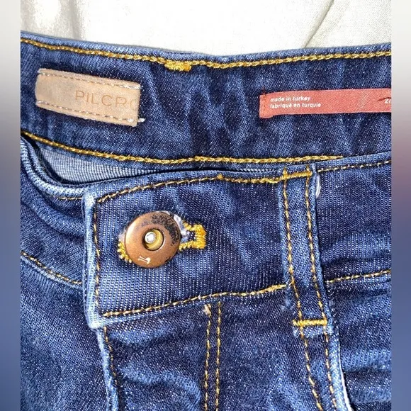 Pilcro Anthropologie The Split Straight Jeans Split Ankle Hem Medium Wash Trendy