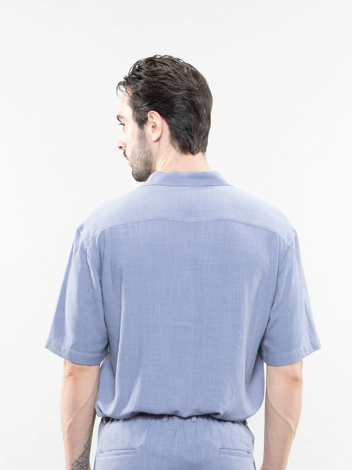 Short-sleeve linen shirt