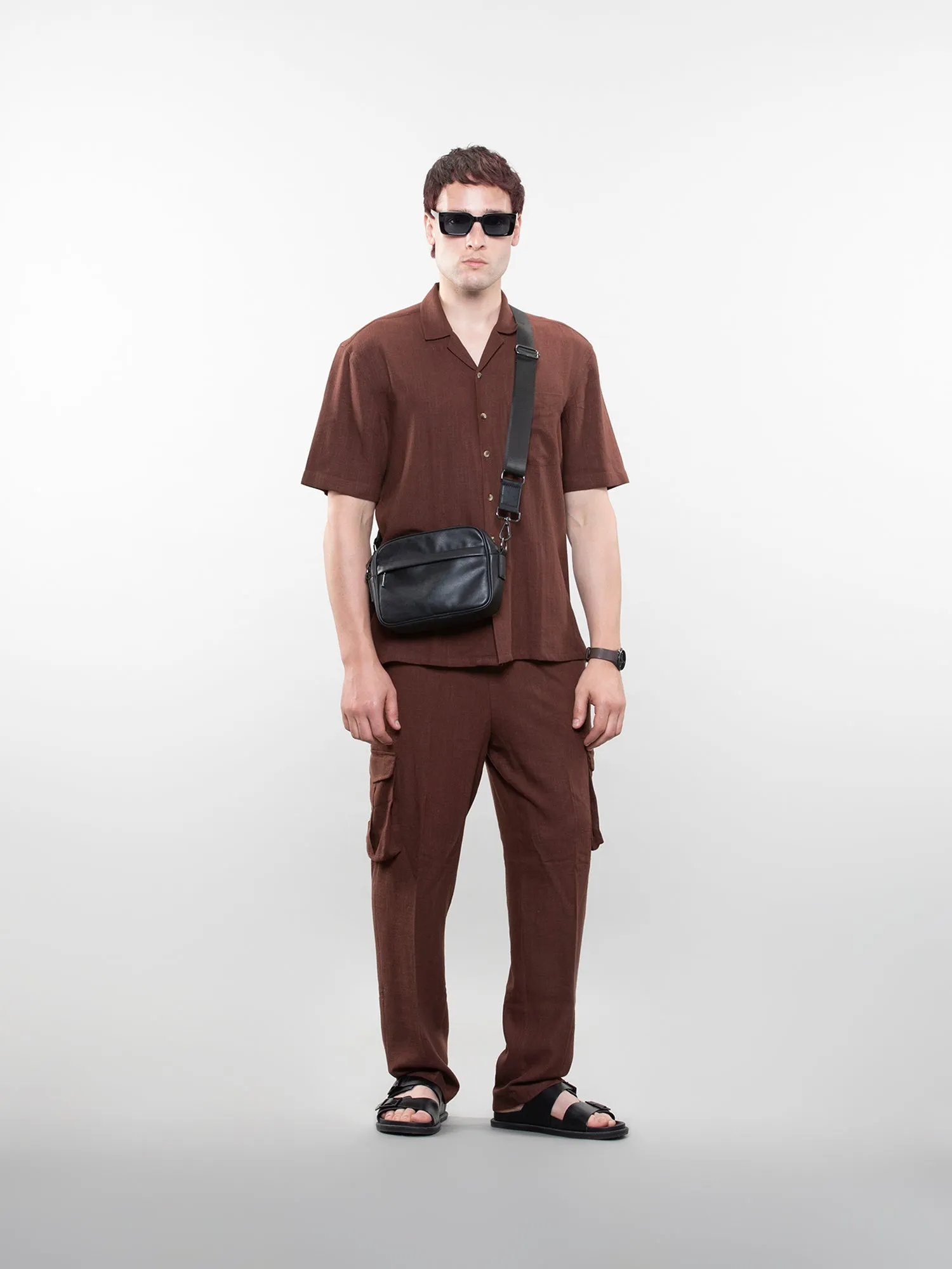 Short-sleeve linen shirt