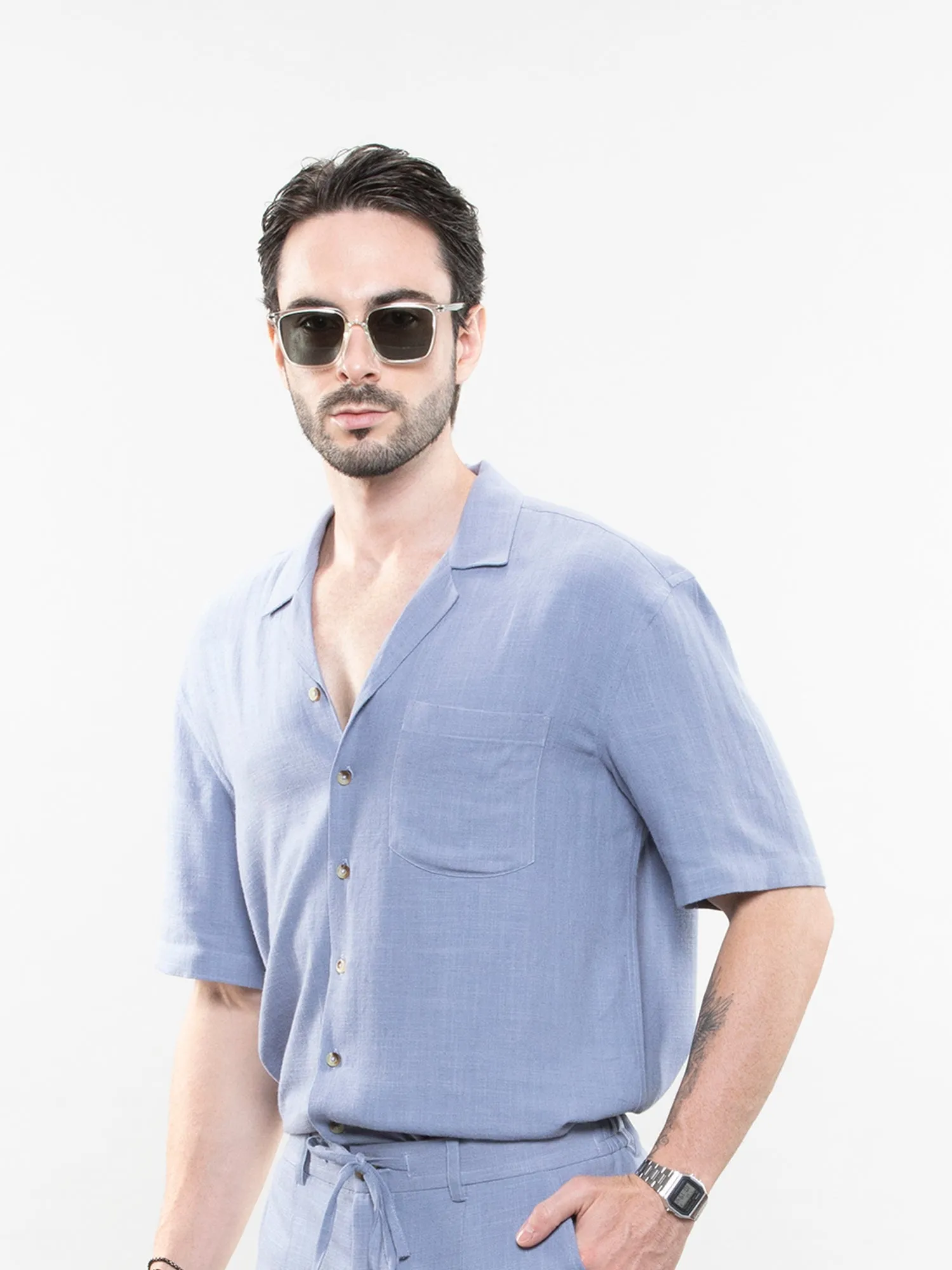 Short-sleeve linen shirt