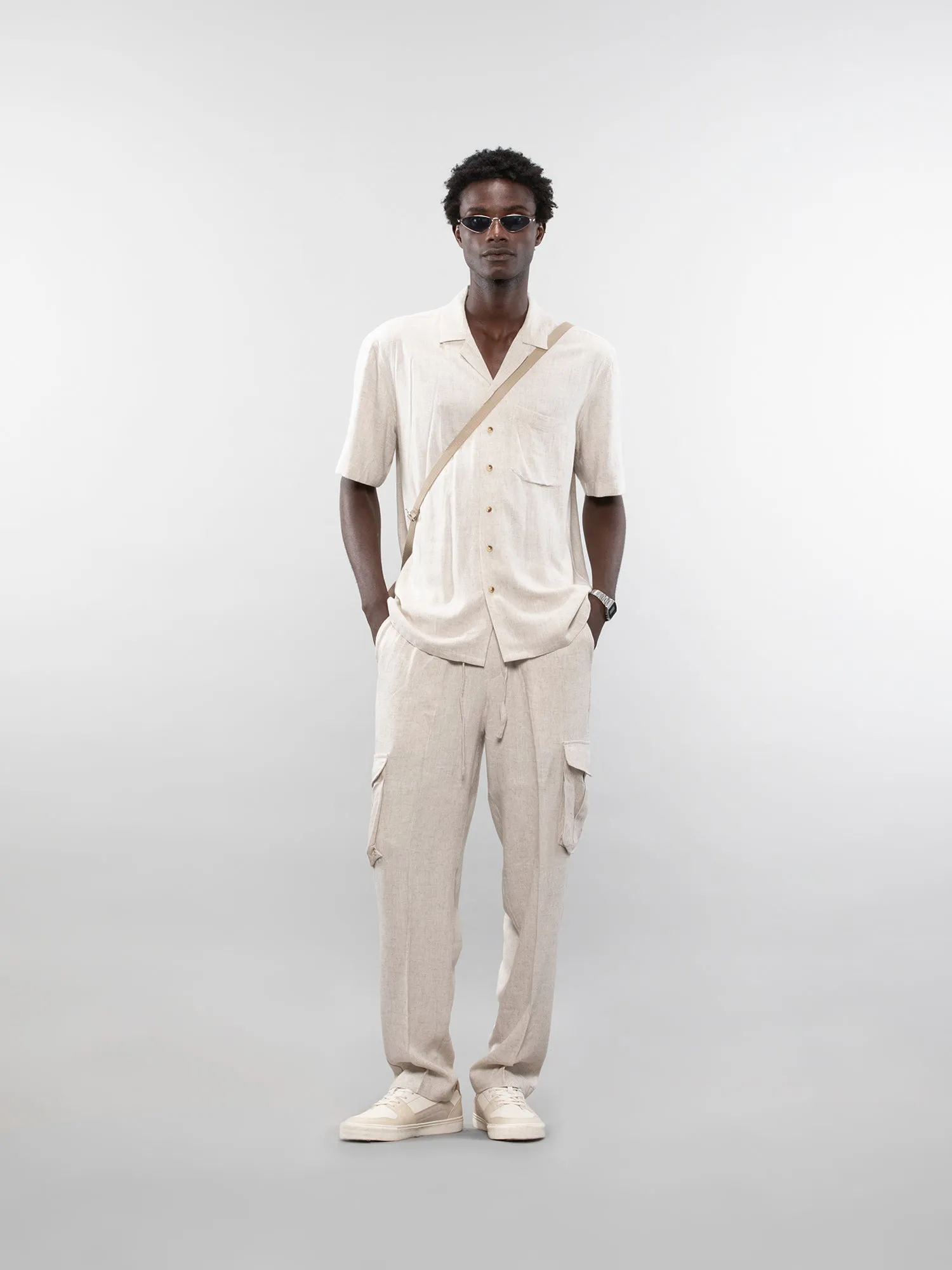 Short-sleeve linen shirt