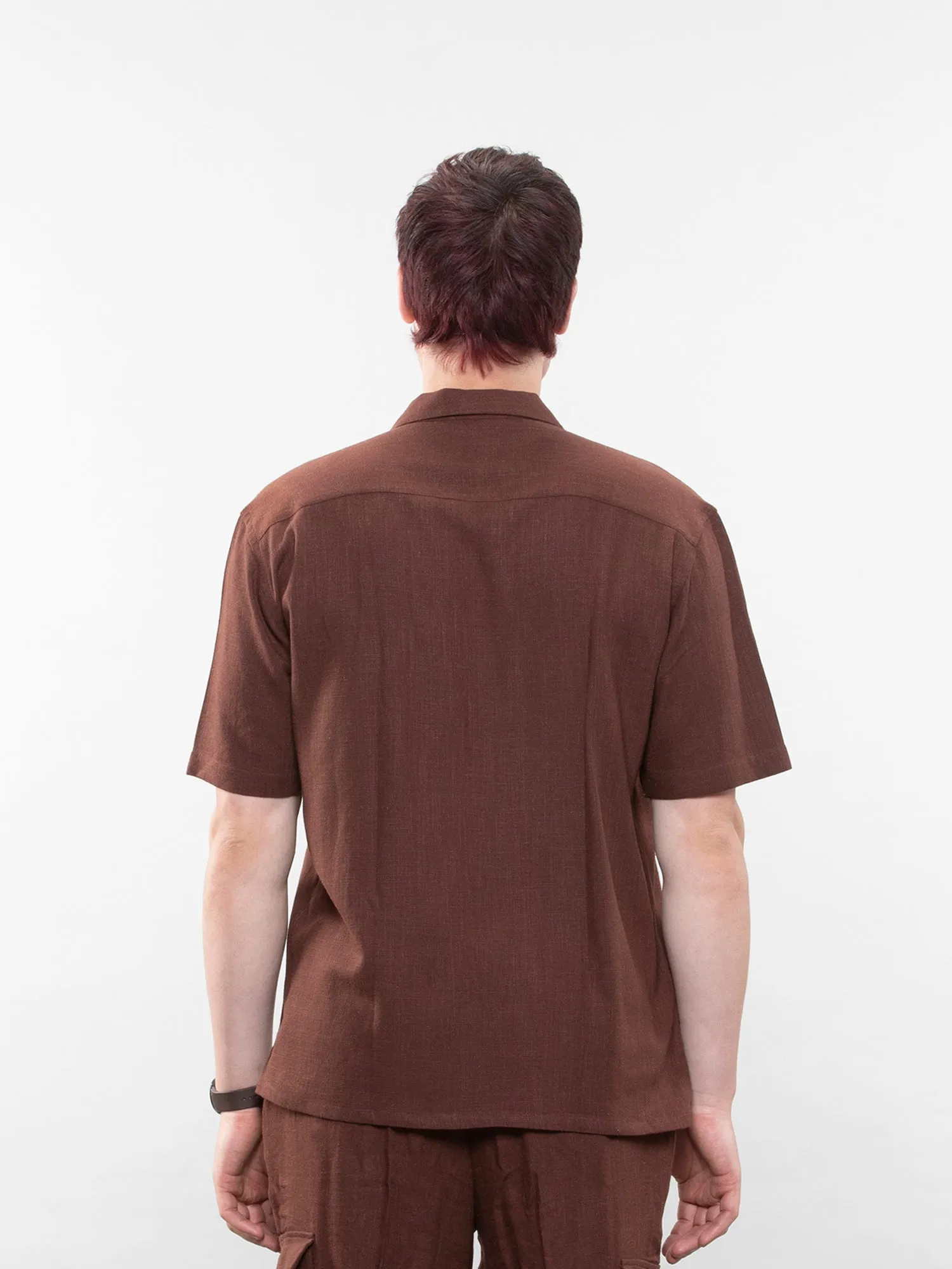 Short-sleeve linen shirt
