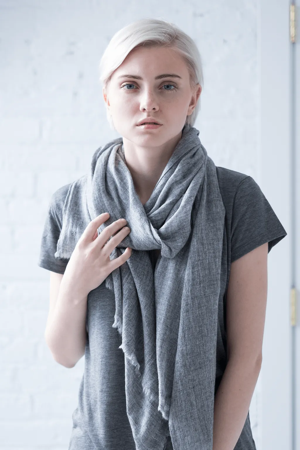 Slinky V-Neck in Ash Heather