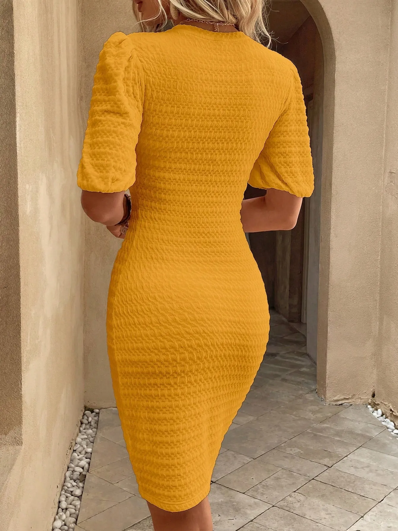 Solid Puff Sleeve Bodycon Dress