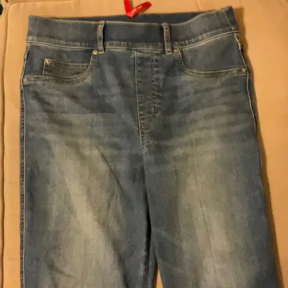 SPANXshape EveryWear Straight Leg Jeans, Vintage Indigo size medium