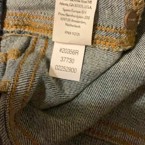 SPANXshape EveryWear Straight Leg Jeans, Vintage Indigo size medium