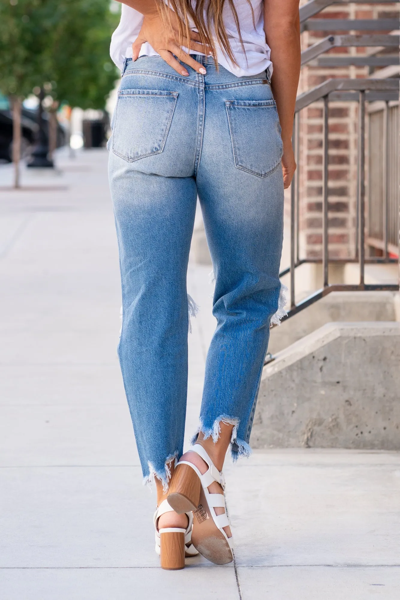 Summersville High Rise Mom Fit