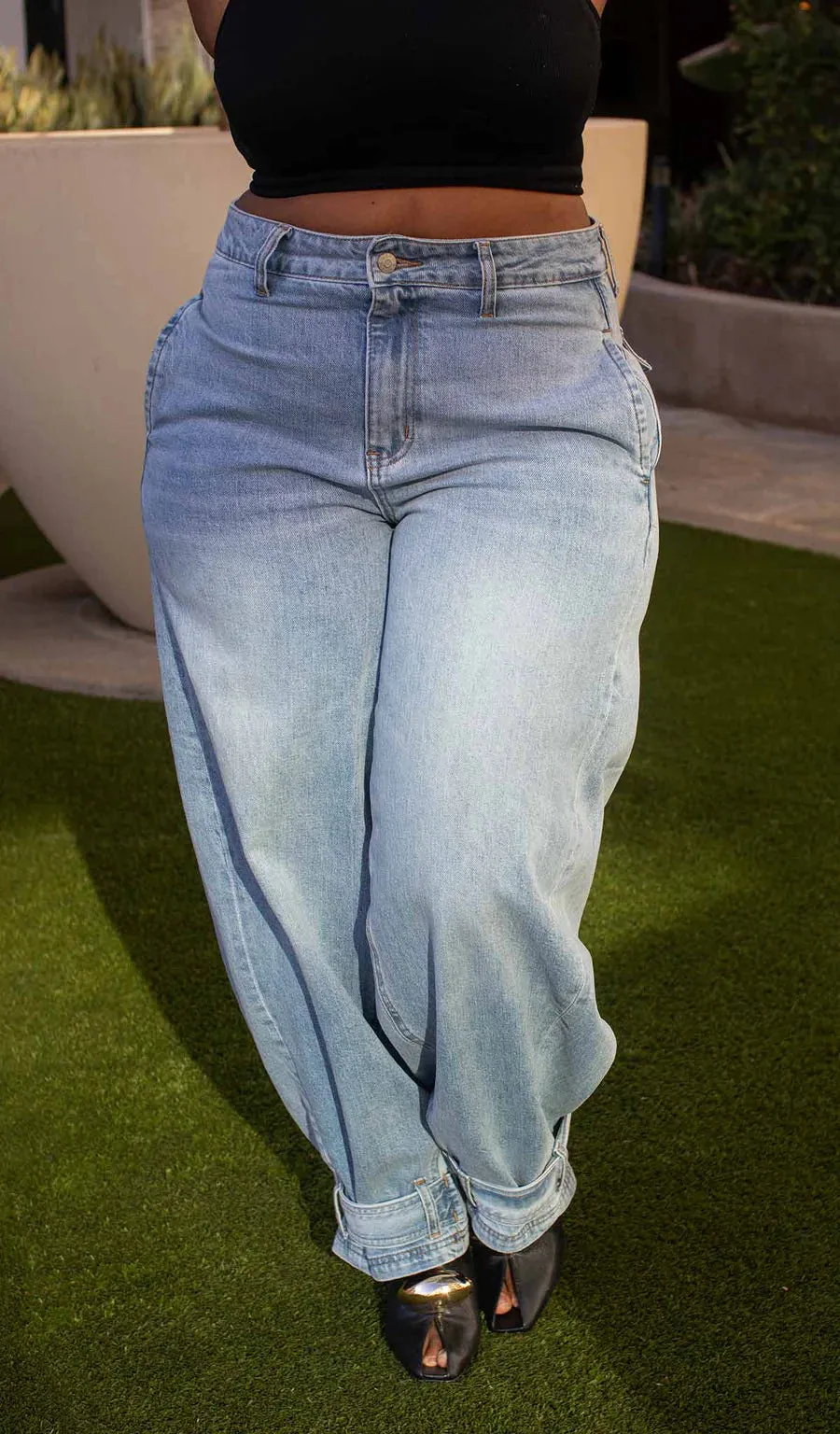 Tubular leg jeans