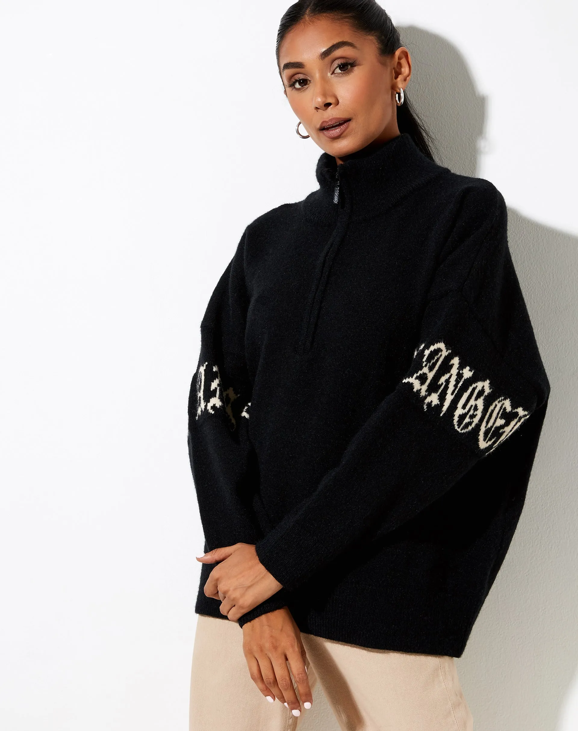 Tusca Sweatshirt in Black with Angel on Sleeve
