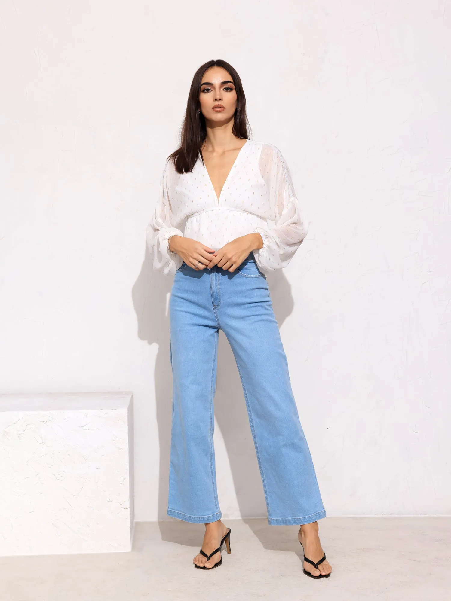 V-Neck Front Tieup Balloon Sleeve Top