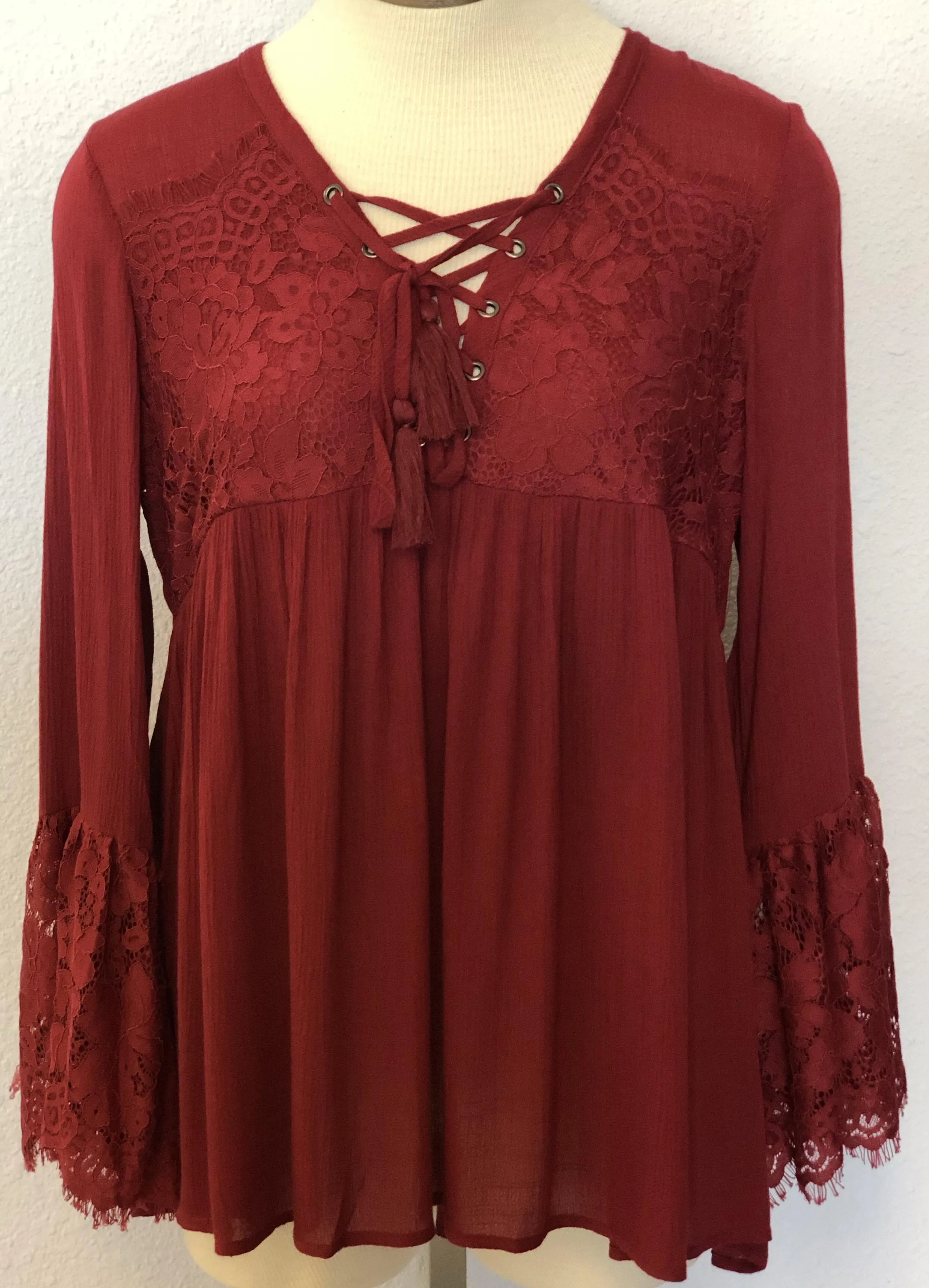 V-NECK WOVEN TOP