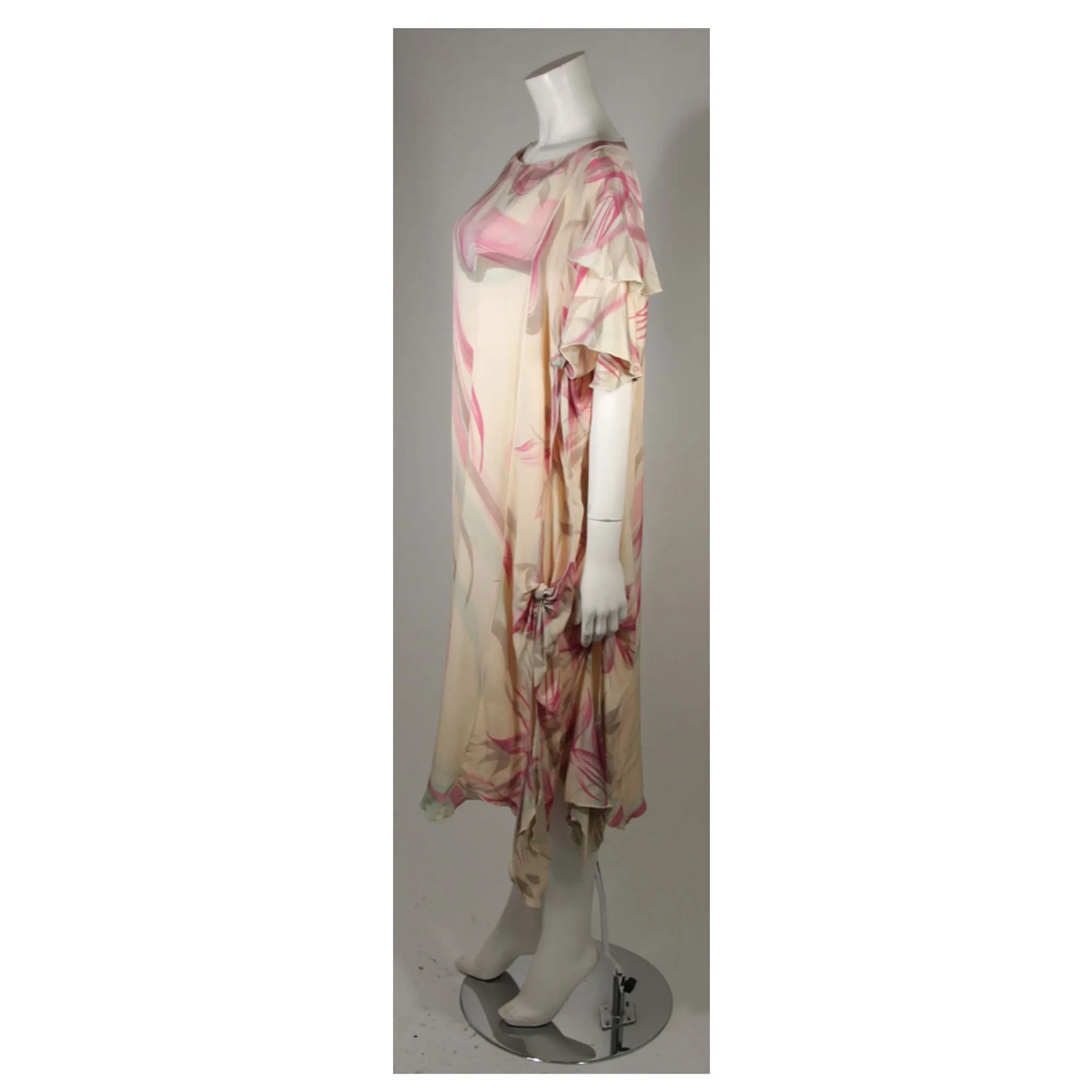 VINTAGE Custom Silk Abstract Print Creamy Peach Shift Dress