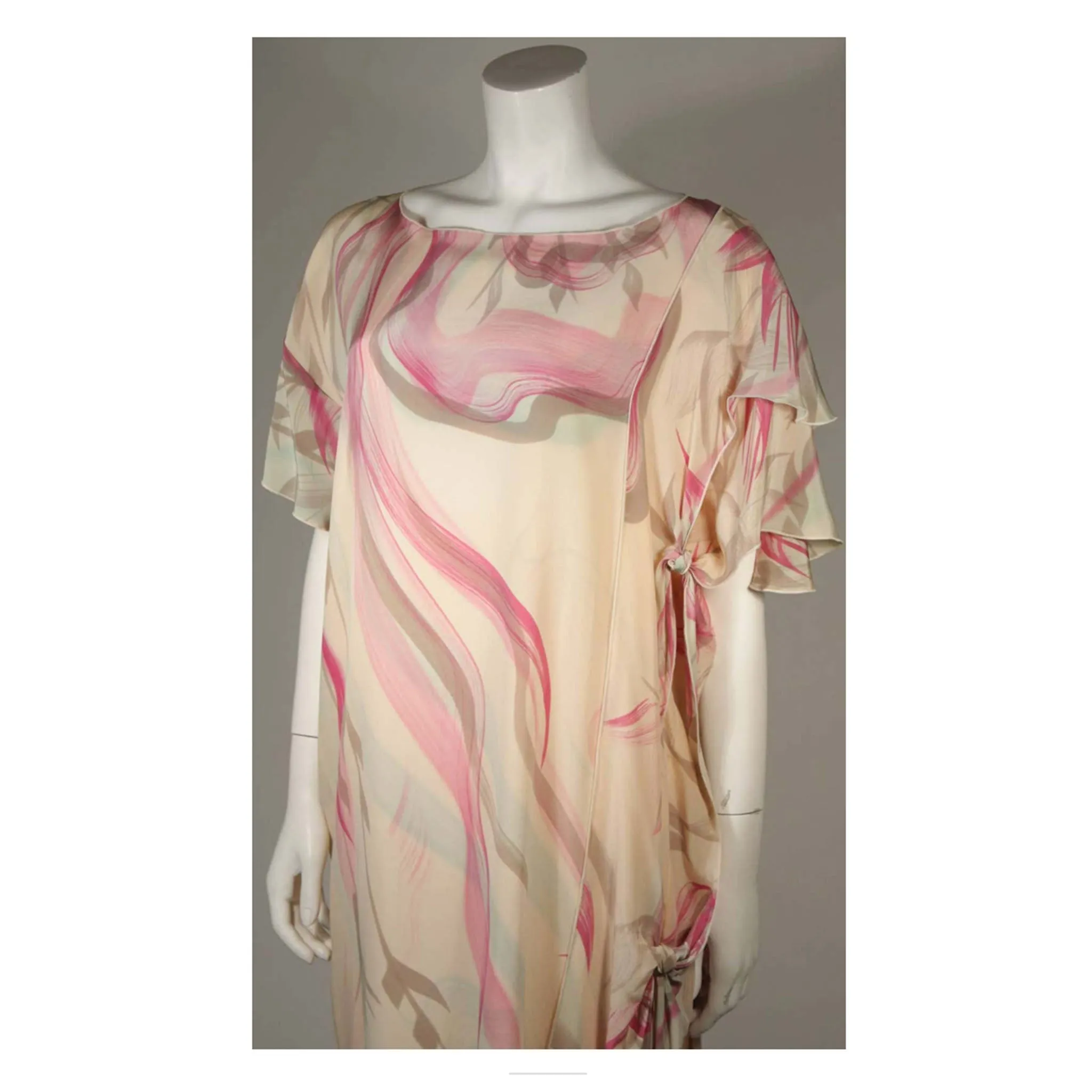 VINTAGE Custom Silk Abstract Print Creamy Peach Shift Dress