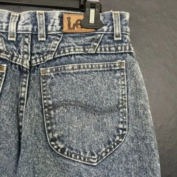 Vintage Lee Acid Wash Tapered Leg High Rise Mom Jeans Women’s size 10 Medium