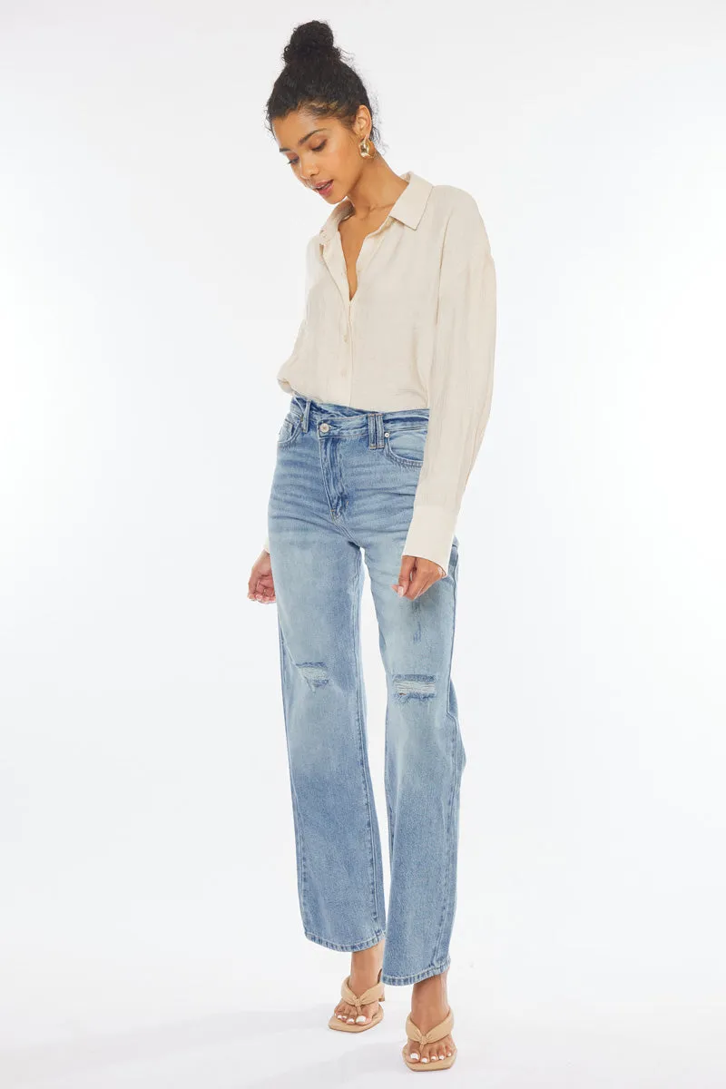 Wanda Ultra High Rise 90's Straight Leg Jeans