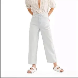 We The Free high rise relaxed light wash tapered mom jean